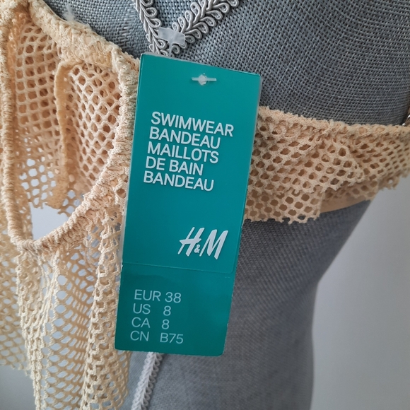 NWT H&M Bandeau Swim wear  top - Picture 4 of 6